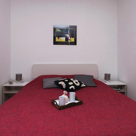 1 Bedroom Gorgeous Apartment In Zadar Exterior photo