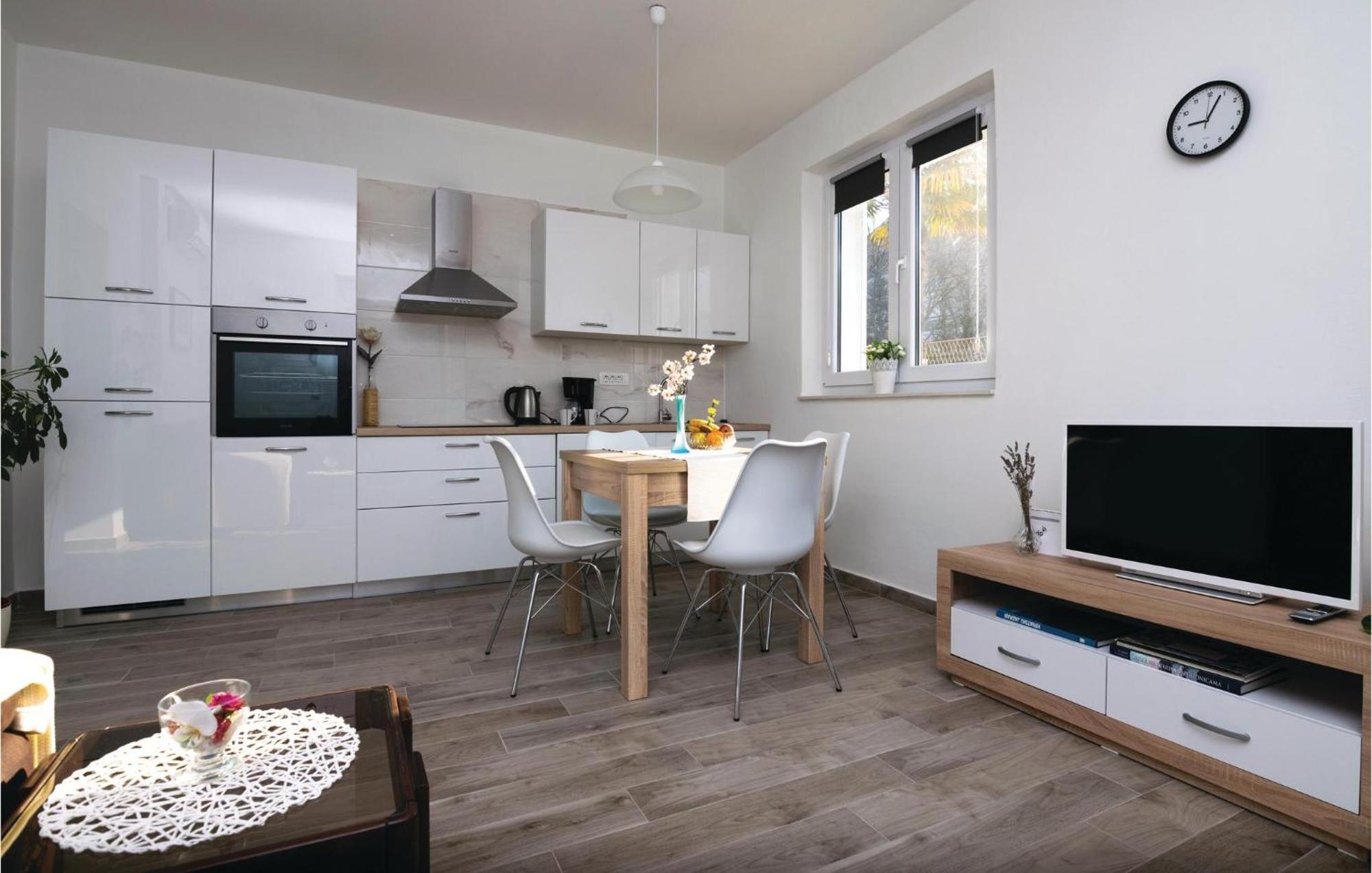 1 Bedroom Gorgeous Apartment In Zadar Exterior photo